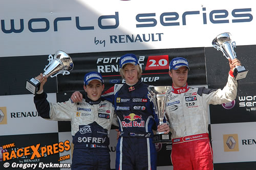 Het podium van de eerste race van de Eurocup Formule Renault 2.0